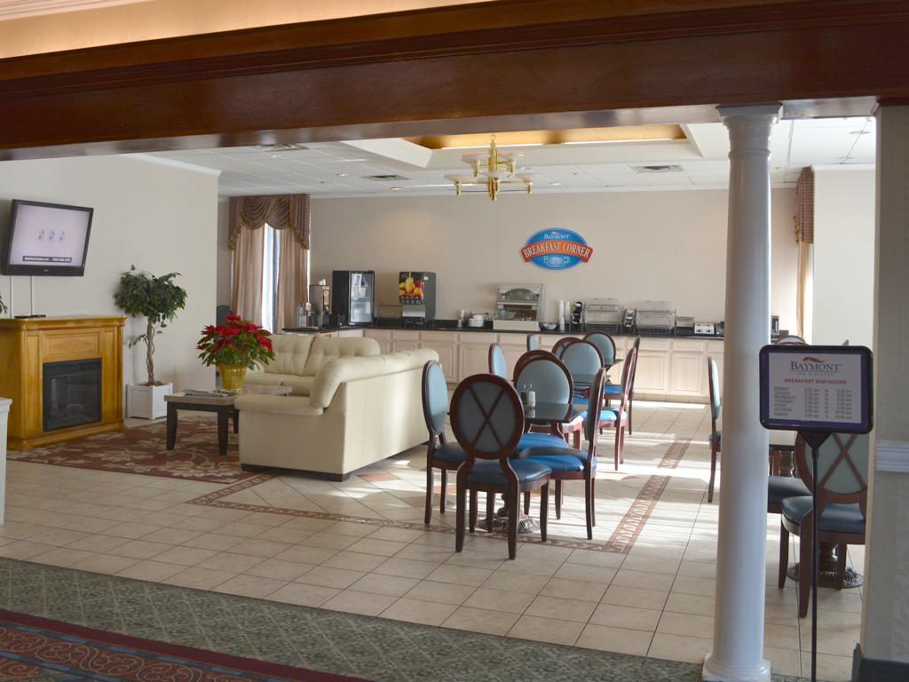 Hotel Baymont By Wyndham East Windsor Bradley Airport Exterior foto